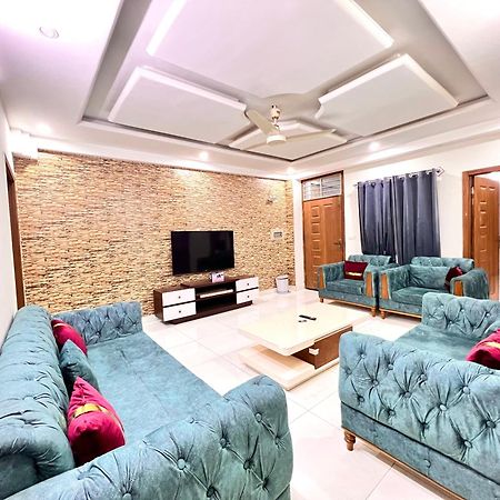 Luxury Apartment Hotel Ισλαμαμπάντ Εξωτερικό φωτογραφία