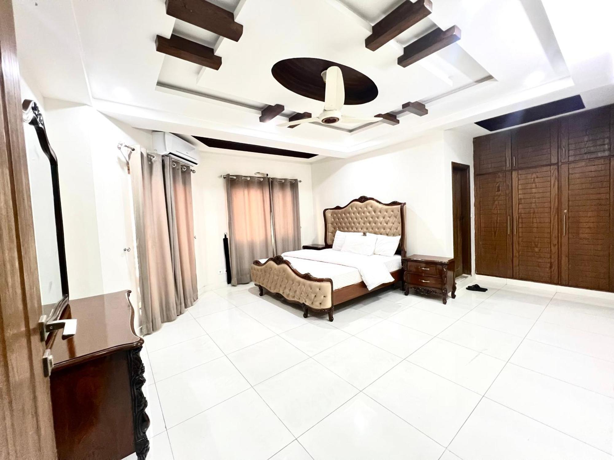 Luxury Apartment Hotel Ισλαμαμπάντ Εξωτερικό φωτογραφία