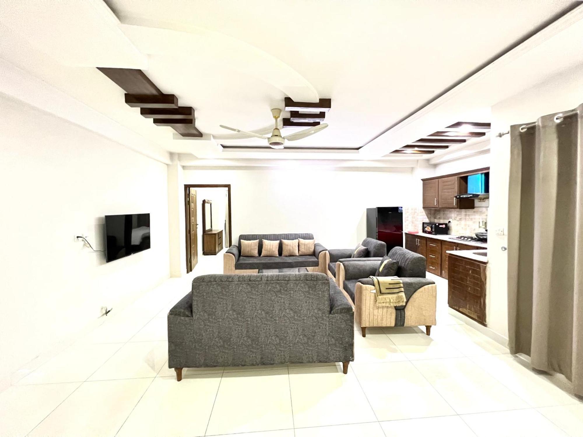 Luxury Apartment Hotel Ισλαμαμπάντ Εξωτερικό φωτογραφία