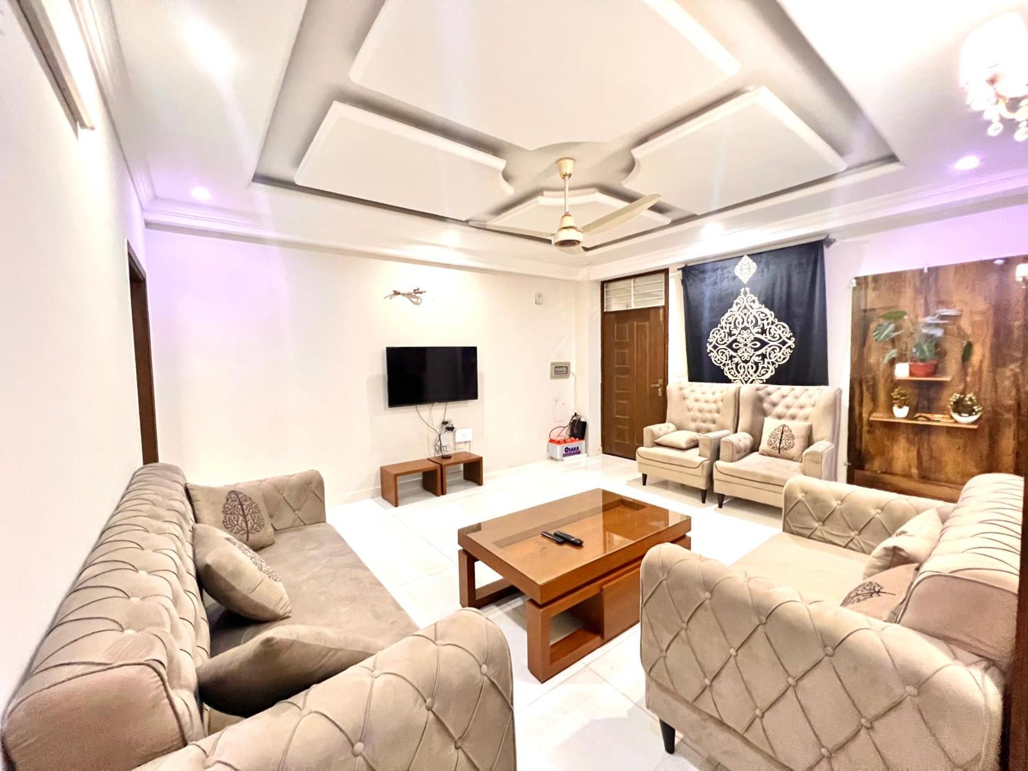 Luxury Apartment Hotel Ισλαμαμπάντ Εξωτερικό φωτογραφία