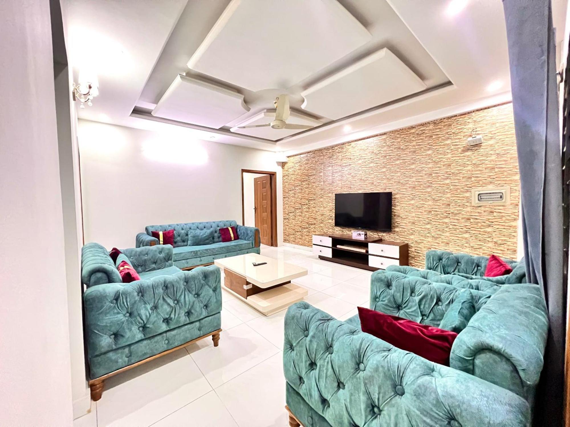 Luxury Apartment Hotel Ισλαμαμπάντ Εξωτερικό φωτογραφία